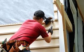 Siding Removal and Disposal in Orange City, FL